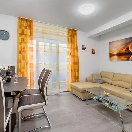 Apartment Moderne Mit Meerblick, Klima, Wifi
